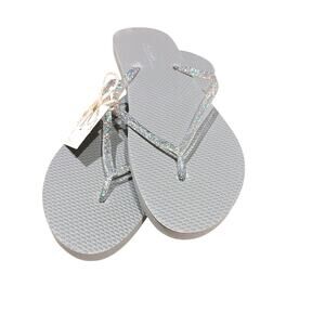Old Navy size 11 NWOT Grey Gray Flip Flops Sparkle Summertime Cute Wedding